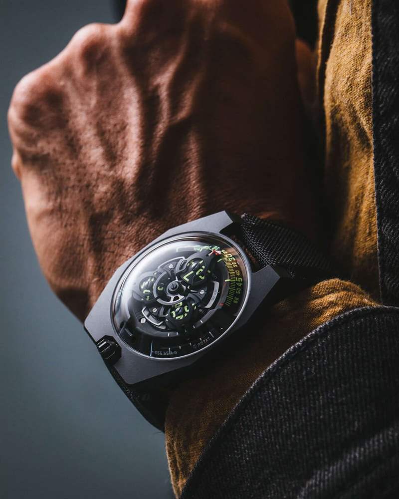 小眾手表:URWERK UR-100時空個性夜光手表-復刻表