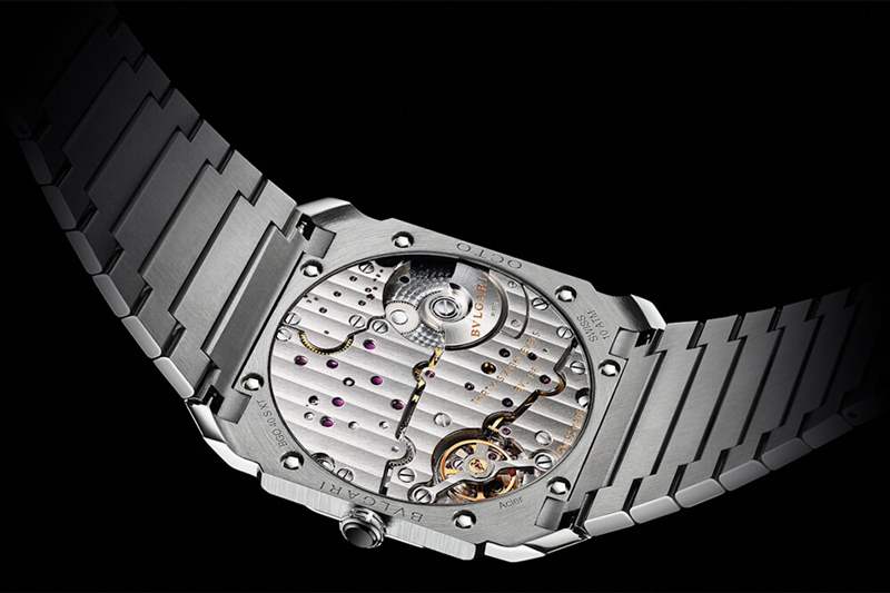 寶格麗Octo Finissimo自動(dòng)緞面拋光系列腕表103297-復(fù)刻表