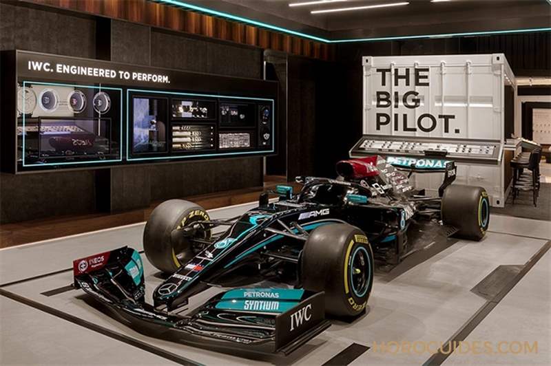 IWC萬(wàn)國(guó)第一款F1車(chē)隊(duì)官方時(shí)計(jì),Mercedes-AMG馬石油綠色亮眼上手-復(fù)刻表
