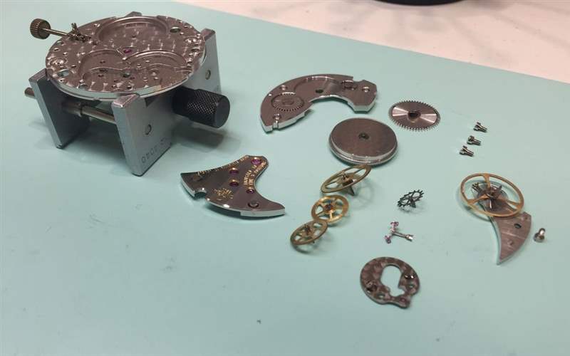 入手機械表入門6件你必須了解的事!新手想買表前分得清機械表石英表嗎?-復刻表