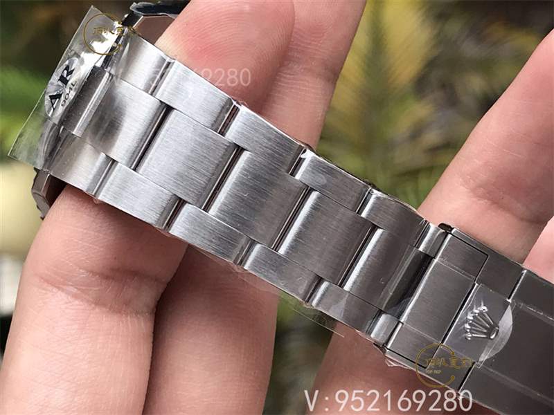 AR廠勞力士V3版紅海使單紅鬼王復(fù)刻做工對(duì)比n廠和vr廠怎么樣-復(fù)刻表