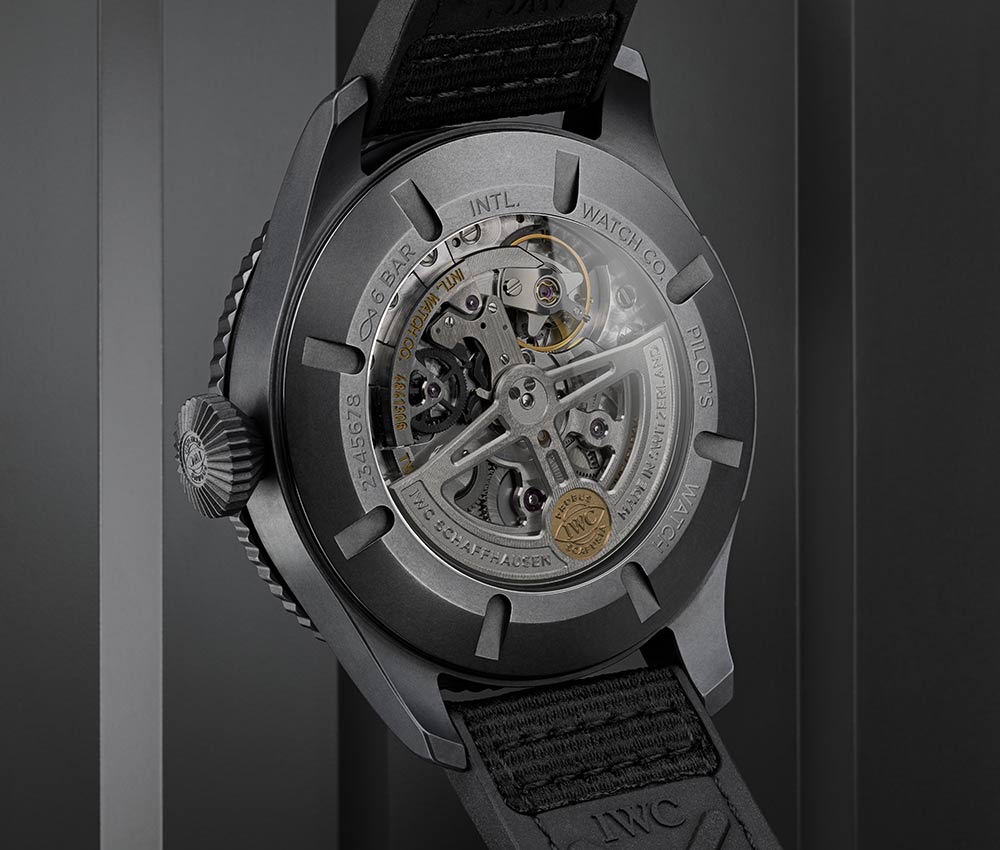 萬國(guó)表飛行員腕表 TIMEZONER頂槍 CERATANIUM-復(fù)刻表