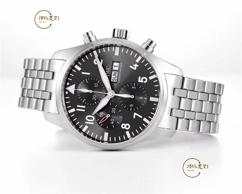 V6廠萬國噴火戰機377719復刻表與zf廠那個值得入手呢-復刻表