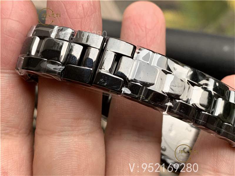 XF廠香奈兒j12質(zhì)量值得入手嗎,內(nèi)附實(shí)拍評(píng)測(cè)-復(fù)刻表