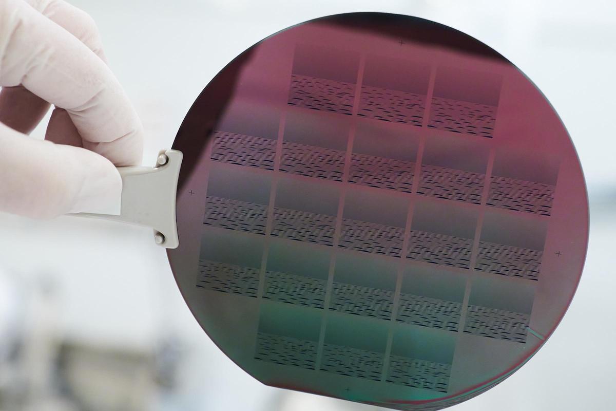 用矽晶圓做面盤？愛馬仕Cape Cod Crépuscule表壇創舉-復刻表