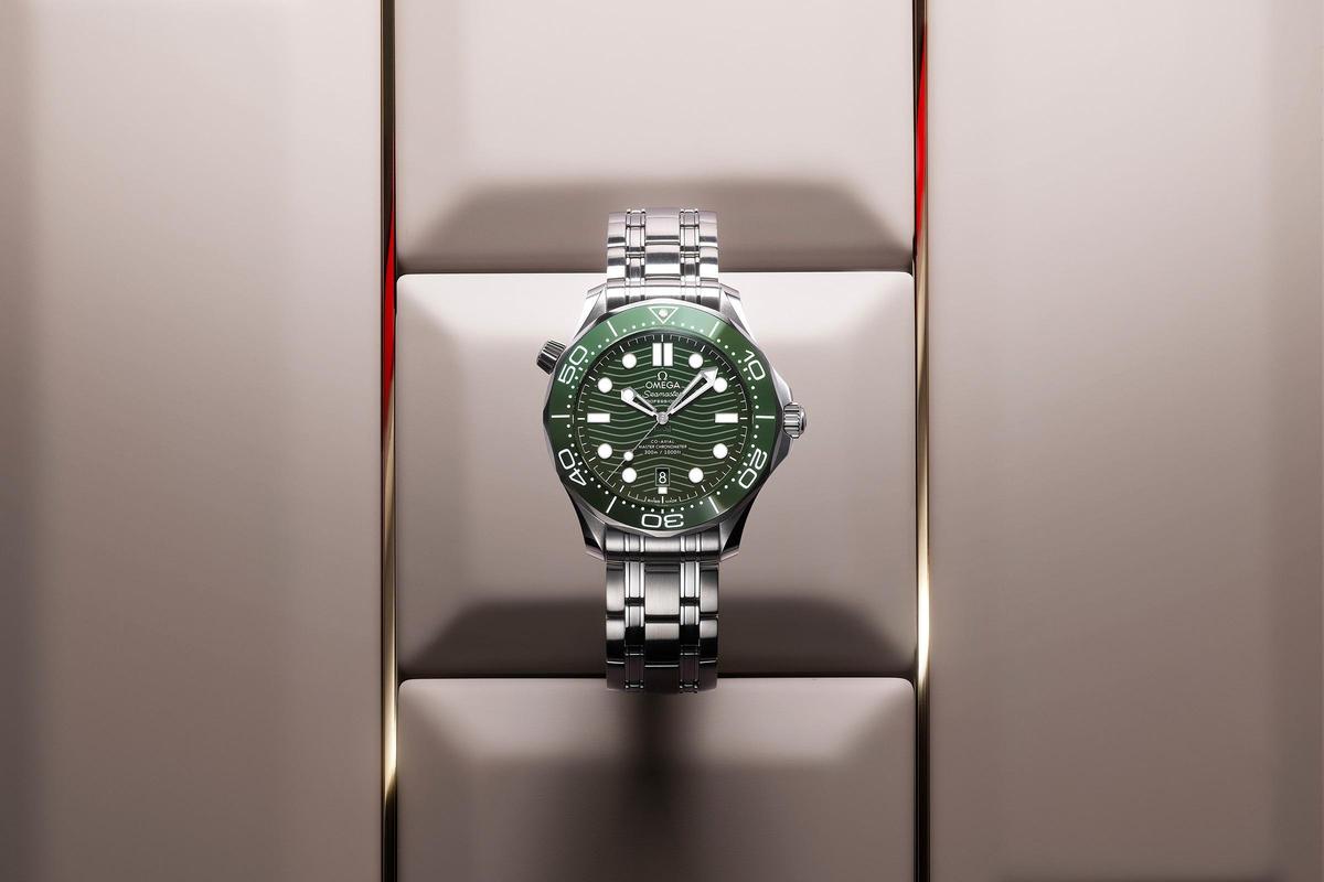 高彩度、強性能的一年！OMEGA 2022新表速寫-復刻表