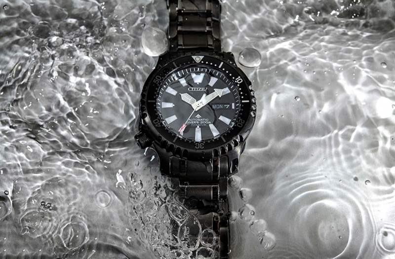全新50周年亞洲限量CITIZEN PROMASTER 200米登場(chǎng)！ 超級(jí)鈦技術(shù)打造出型格黑魂