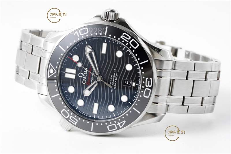 ZF廠海馬300-ZF廠歐米茄海馬300復(fù)刻表對(duì)比市場(chǎng)其他廠家做工那個(gè)好-復(fù)刻表