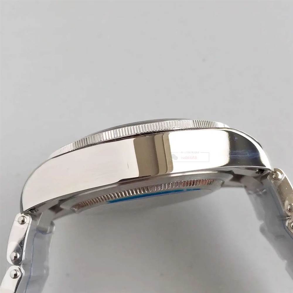 ZF廠帝舵碧灣系列M79730-0001小鋼盾復(fù)刻表做工怎么樣-復(fù)刻表