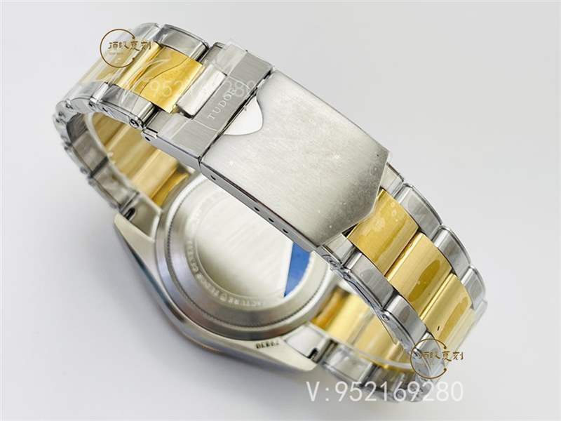 ZF廠帝舵碧灣「沙士圈」復(fù)刻表M79833MN做工怎么樣-復(fù)刻表