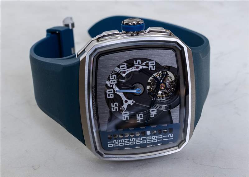 動(dòng)手實(shí)踐：Hautlence Linear 系列 1 陀飛輪腕表-復(fù)刻表