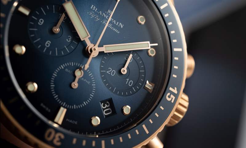 18K紅金藍(lán)面、23級(jí)鈦灰面，Blancpain五十噚深潛器飛返計(jì)時(shí)碼表兩款延伸新作-復(fù)刻表