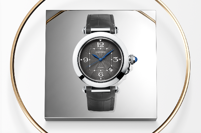 推出全新精鋼P(yáng)asha de Cartiers-復(fù)刻表