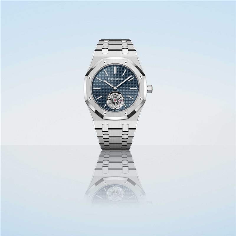 有史以來第一次皇家橡樹“Jumbo”獲得超薄自動上鏈飛行陀飛輪-復刻表