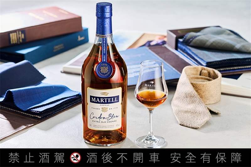 跨越經(jīng)典，以質(zhì)感開創(chuàng)迎風飛翔新局！新式訂制西服STYDER創(chuàng)辦人黃淯晨與父親的跨世代對談-復刻表