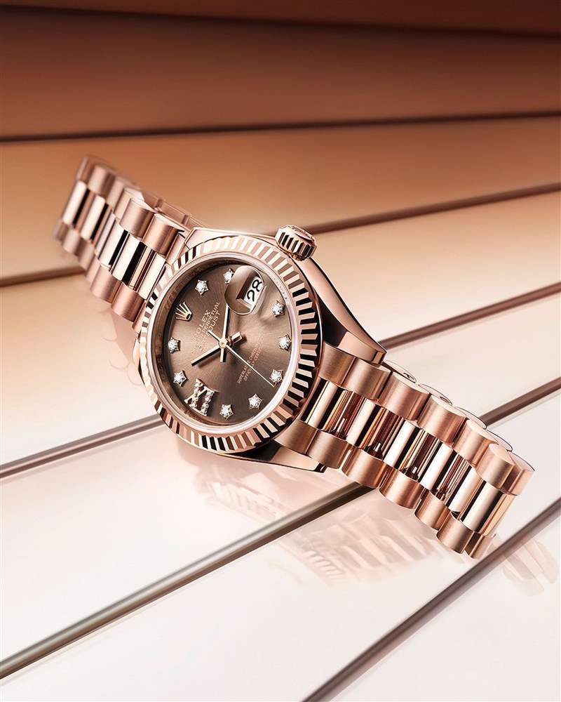 勞力士向來倍受全球表迷喜愛,但品牌旗下熱門爆款目前的平均價格比起2022年3月時的最顛峰已經(jīng)下跌約27%左右,呈現(xiàn)「勞力士衰退」現(xiàn)象,這點和FED連續(xù)升息其實間接有關。 (IG@rolex) 「勞力士衰退」因美聯(lián)儲局加息所致?高級手表平均交易額跌逾3成-復刻表