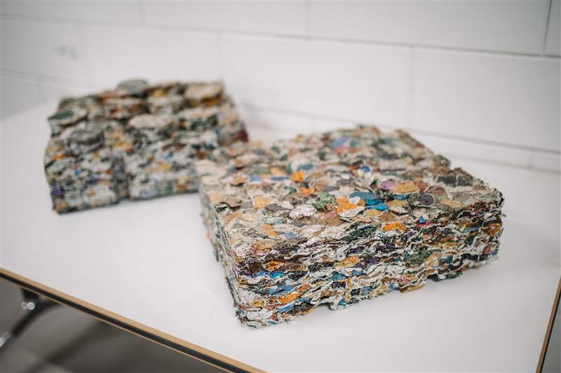 回收咖啡粉囊(圖片來(lái)源:Hublot) 咖啡渣制表|Hublot聯(lián)乘Nespresso環(huán)保合作廢物升級(jí)成高級(jí)腕表-復(fù)刻表