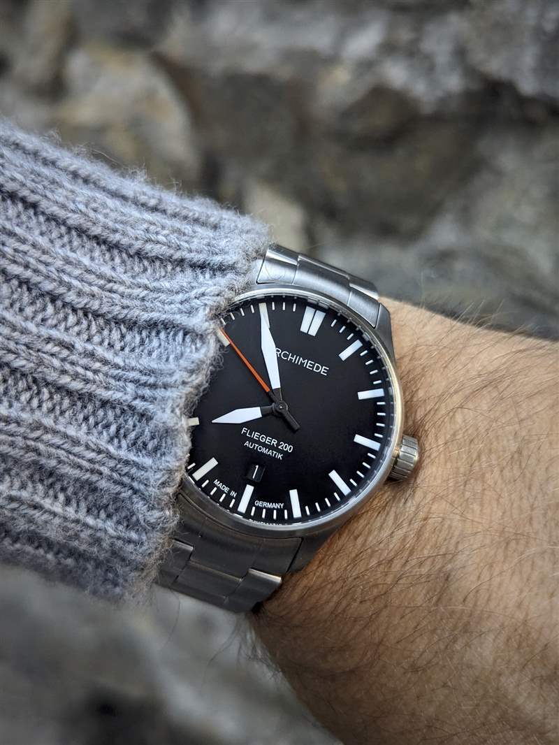 腕表點評：阿基米德飛行員200-復(fù)刻表