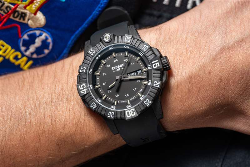 手表評測:Traser P99 Q戰(zhàn)術(shù)碳纖維手表-復(fù)刻表