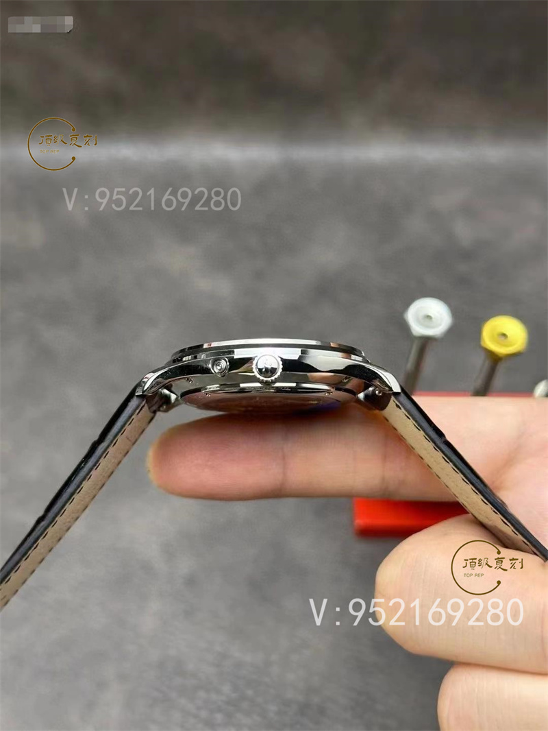 怎么快速分辨APS廠積家月相一體機腕表的真假-復刻表